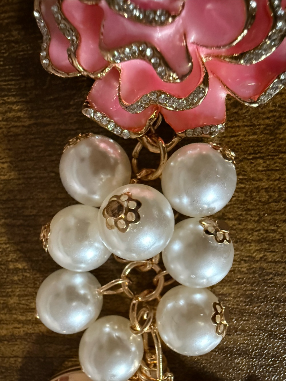 Pink Rose Faux Pearl Rhinestone Gold Tone Purse Charm Keychain - Picture 3 of 5